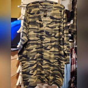 NWT Torrid Boyfriend Cardigan Slub Knit Sz 4 Green Camo